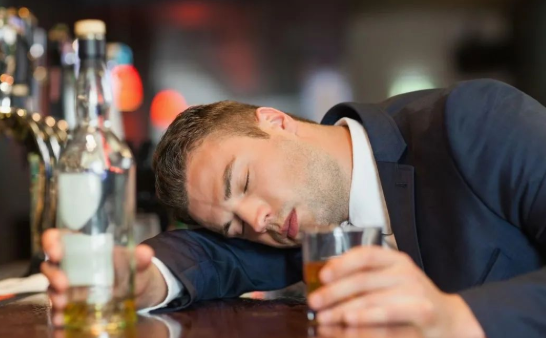 喝酒會(huì)影響親子鑒定機(jī)構(gòu)結(jié)果準(zhǔn)確率嗎？