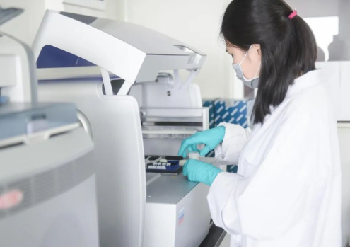 親子鑒定解開妻子未知之謎，還原事實(shí)真相