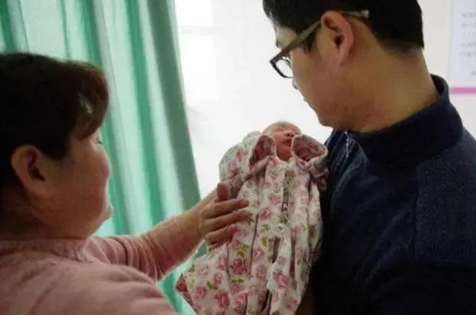 給親生孩子上戶口，為何還要去司法鑒定中心做親子鑒定出生證？