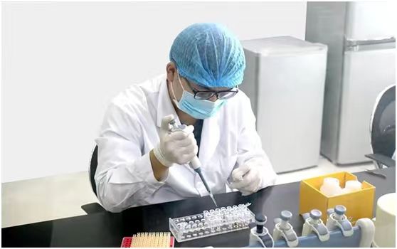 在中山有許多正規(guī)的親子鑒定機構(gòu)可供選擇！